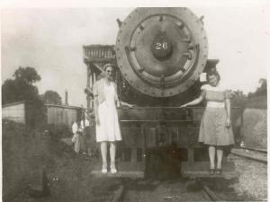 ladies-and-train